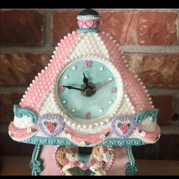 ❤️Rare Vintage Victorian
Carousel Horse‼️FINAL SALE - Picture 4 of 6